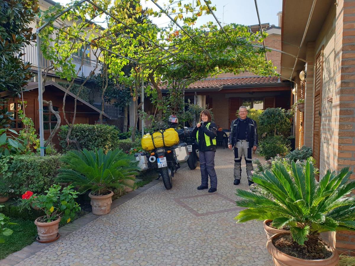 B&B Ensileva Beach Porto Garibaldi Exterior foto